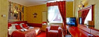 Отель Hotel Wenecki Ченстохова Двухместный номер с 1 кроватью-1